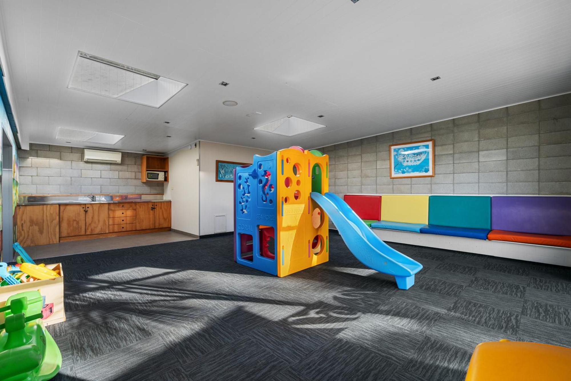 Tasman Holiday Parks - Waihi Beach Exterior photo The children's playroom